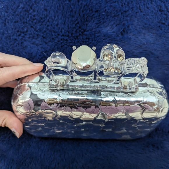 Alexander McQueen Four-Ring Clutch - Picture 13 of 14